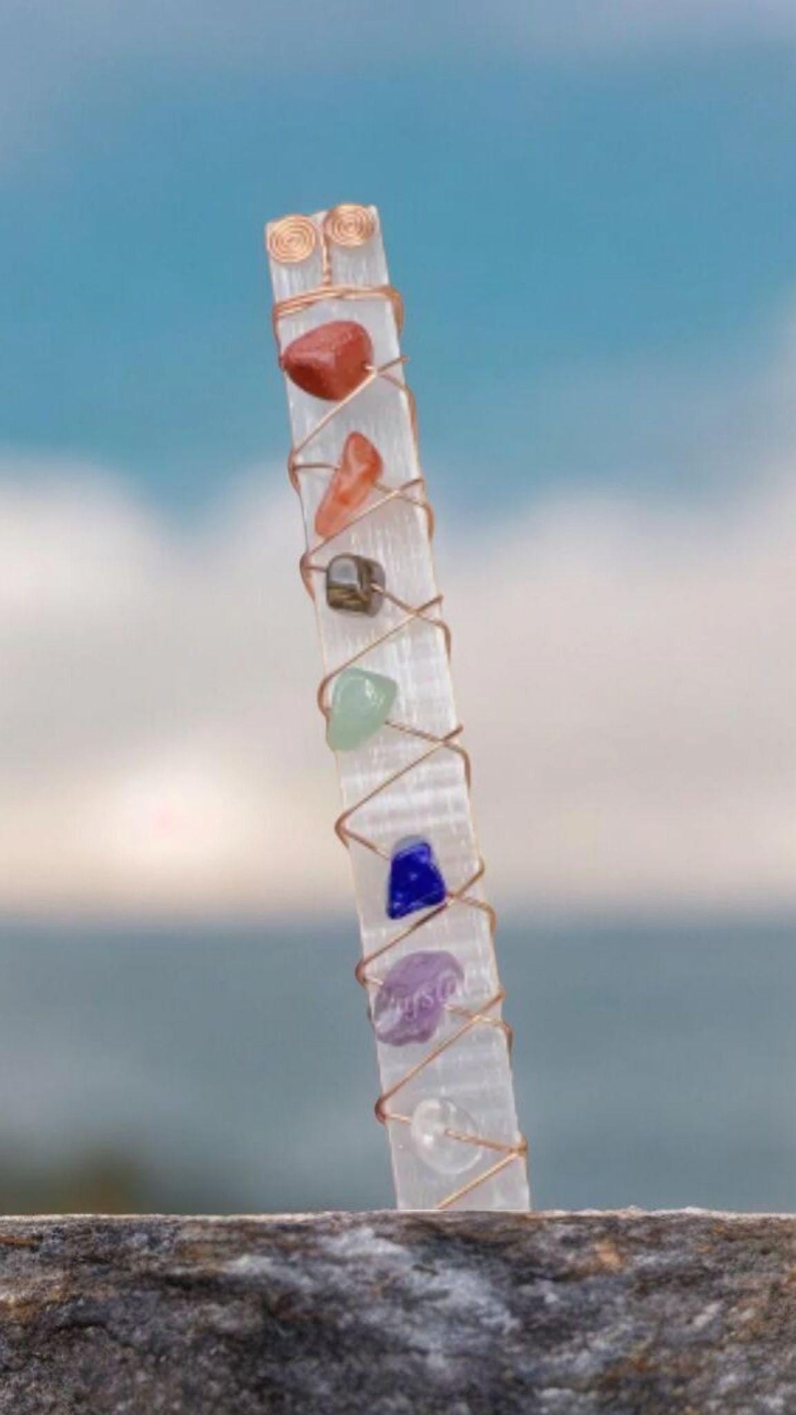 7 Chakra Selenite Wand – Crystal Chip Healing Stick